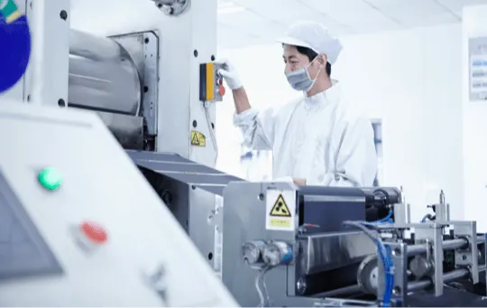 Lidercare-factory-workers-1