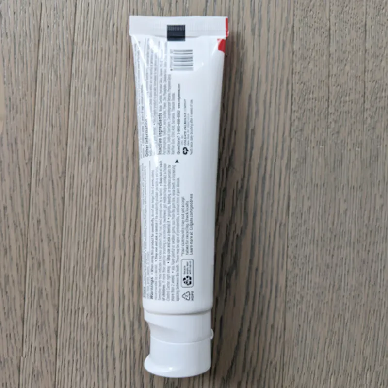 Total Whitening Toothpaste (4)