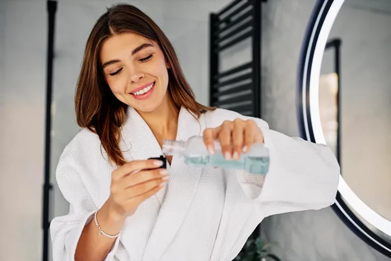 Using Mouthwash What You Need to Know
